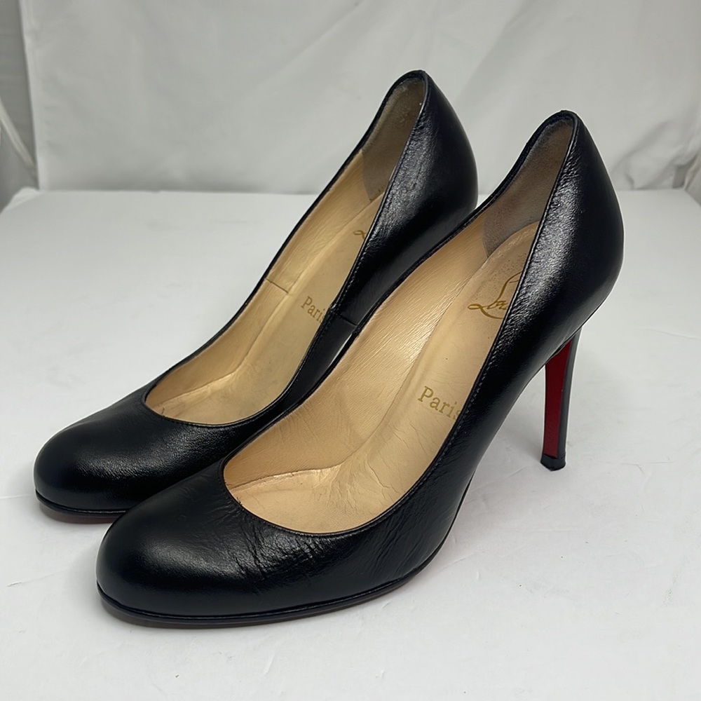 Christian Louboutin Simple Pump - Picture 1 of 6